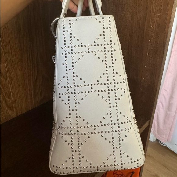 Small Lady Dior - Picture 2 of 14